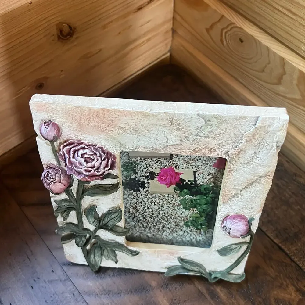 3D Resin Rose Photo Frame Easel Back Floral Cottagecore Romantic Table Decor